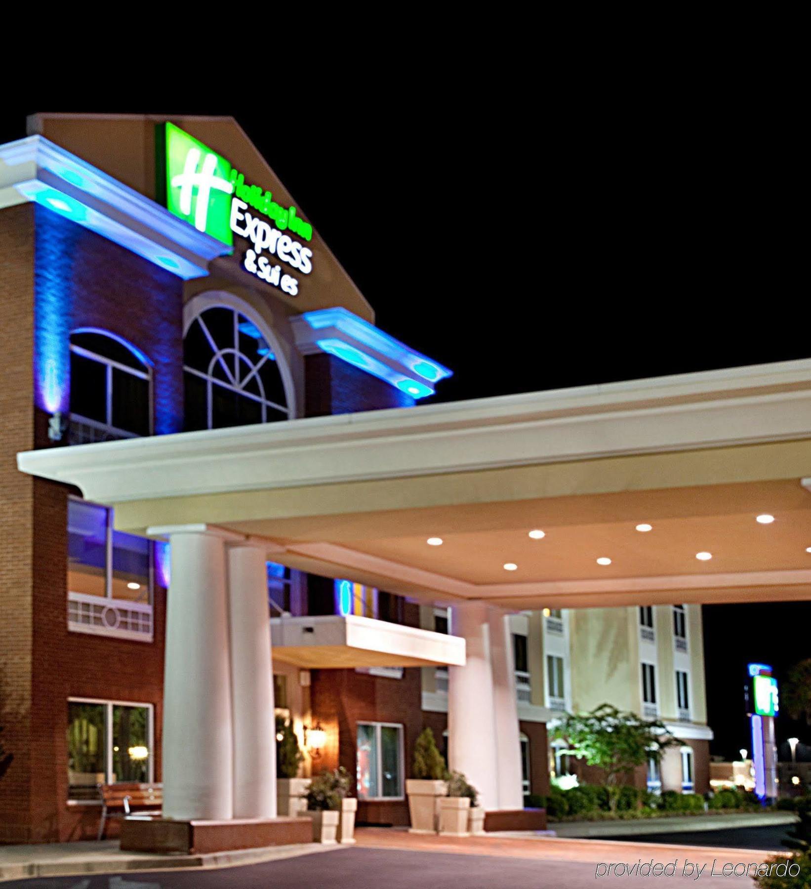 Holiday Inn Express Hotel & Suites - Sumter By Ihg Exterior photo