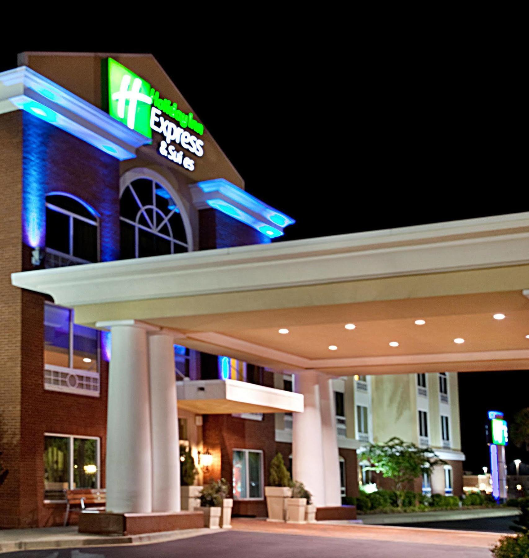 Holiday Inn Express Hotel & Suites - Sumter By Ihg Exterior photo